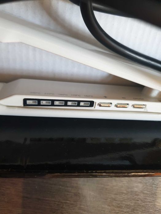 Утюжок для волос