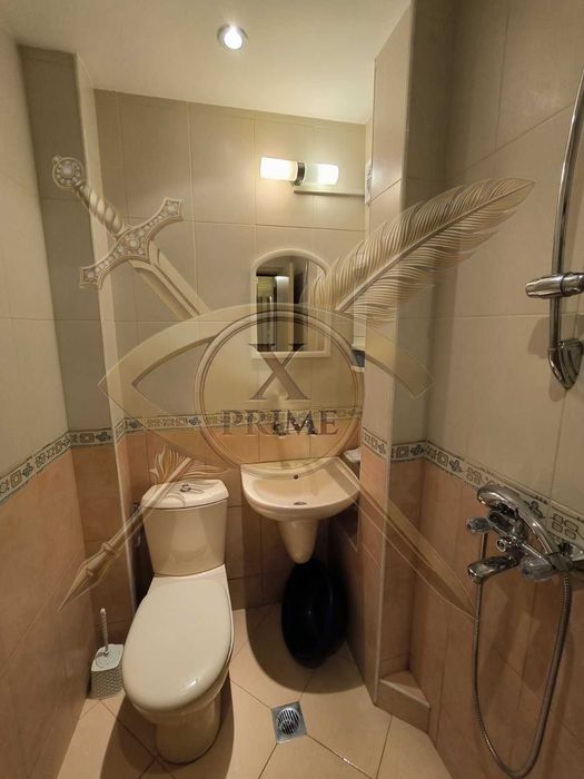 Тристаен апартамент в Колхозен Пазар! 2408922