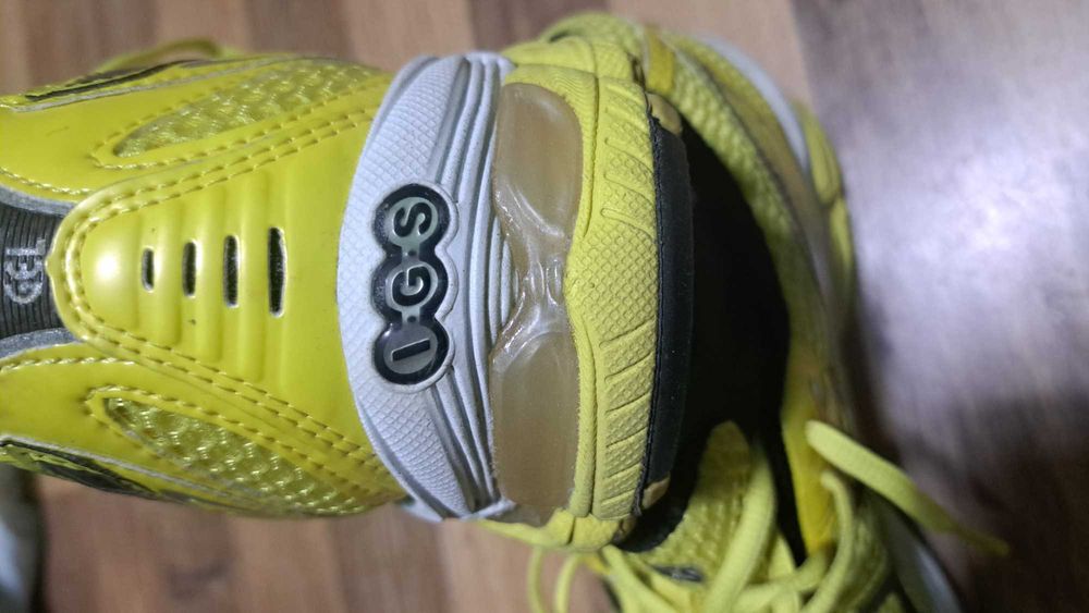 Asiks gel-маратонки 44 номер,LOWA gore tex 41 1/2 нови