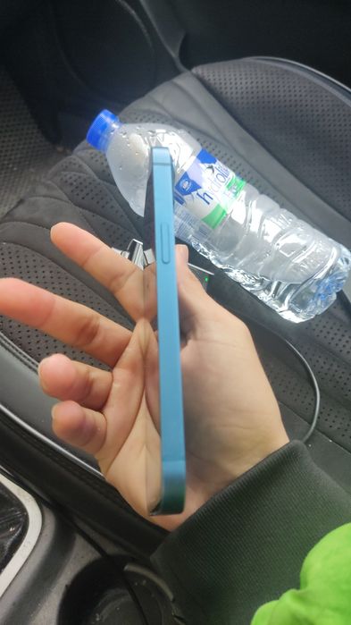 Продаётся Айфон 13