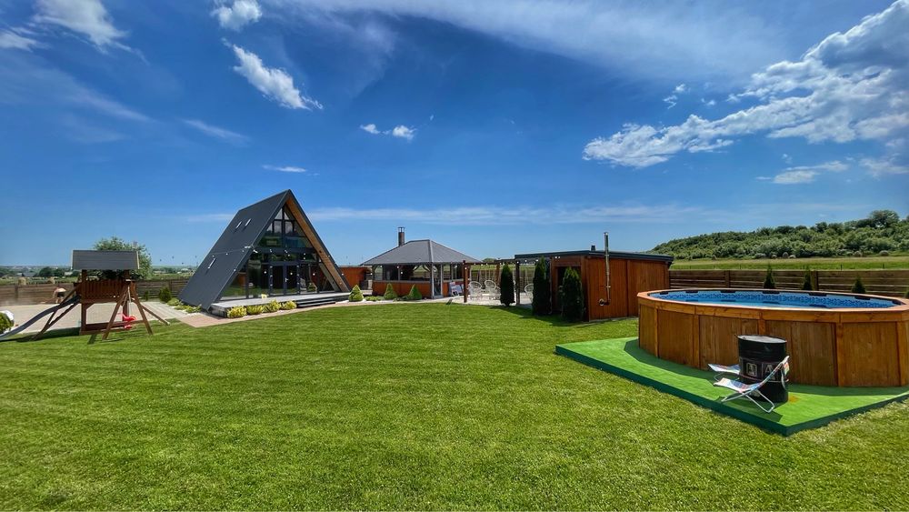 Cabana de inchiriat cu ciubar si sauna
