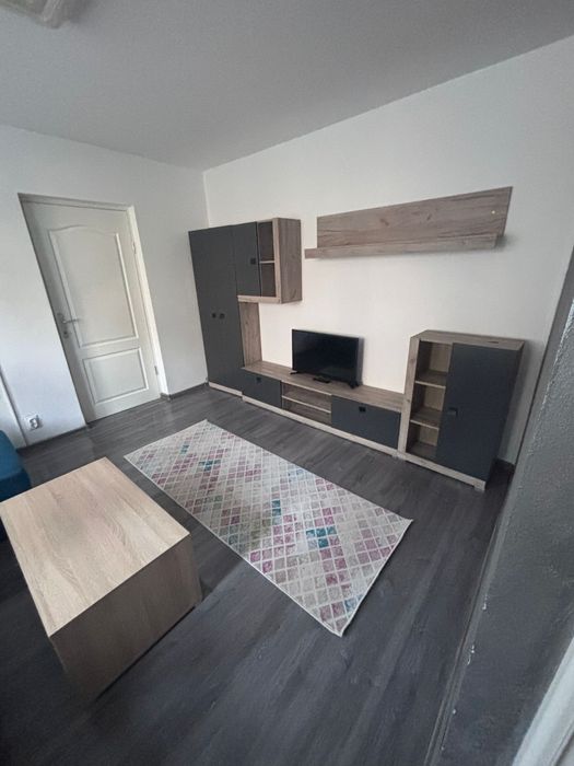 Inchiriez apartament cu 2 camere in Campia Turzii, str. Constructorilo