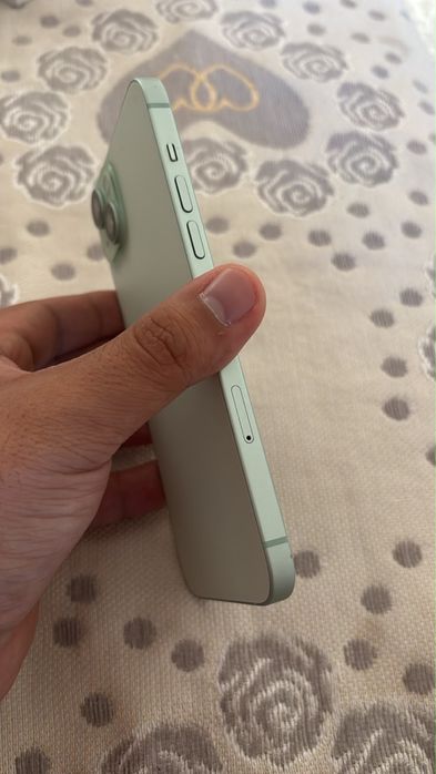 Продается Iphone 15 Plus 128 Gb