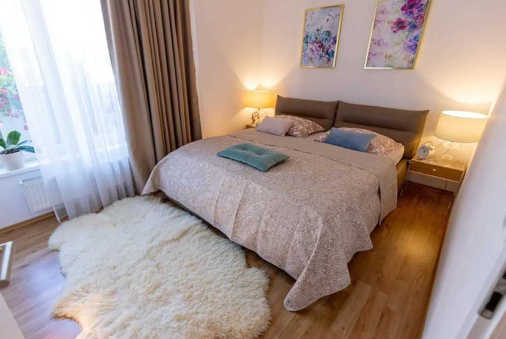 Дава се под наем Тристаен апартамент в Пловдив, Младежки Хълм - 89 кв.м за 331.5 € - Снимка #2