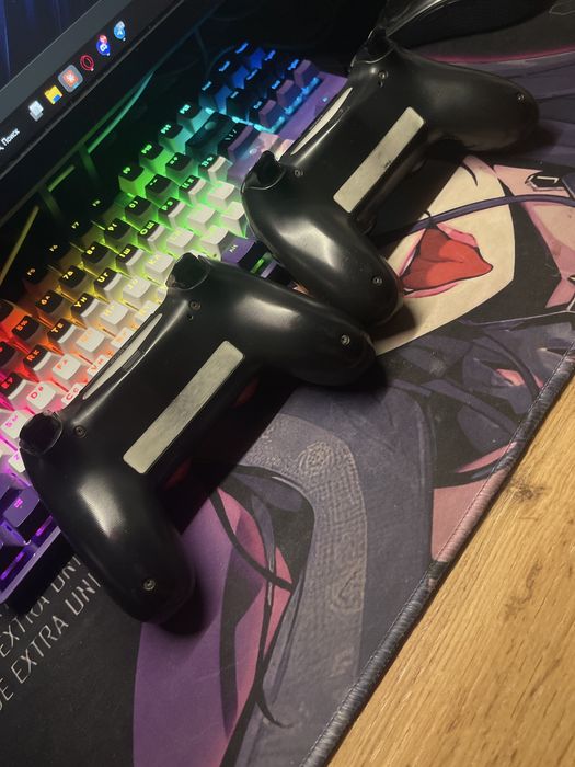 Джойстики DualShock 4