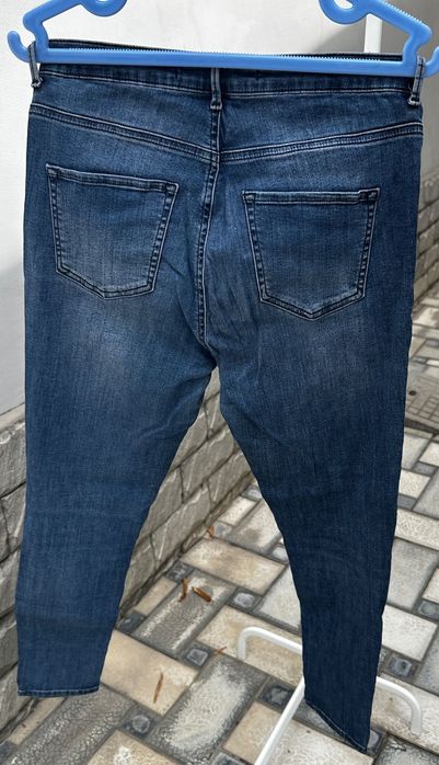джинсы  женские.