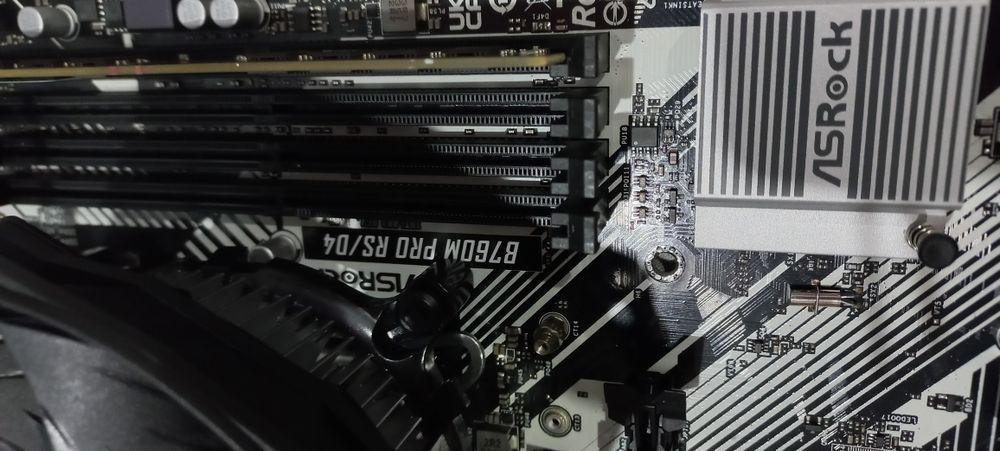 Плата Asrock b760m rs/d4