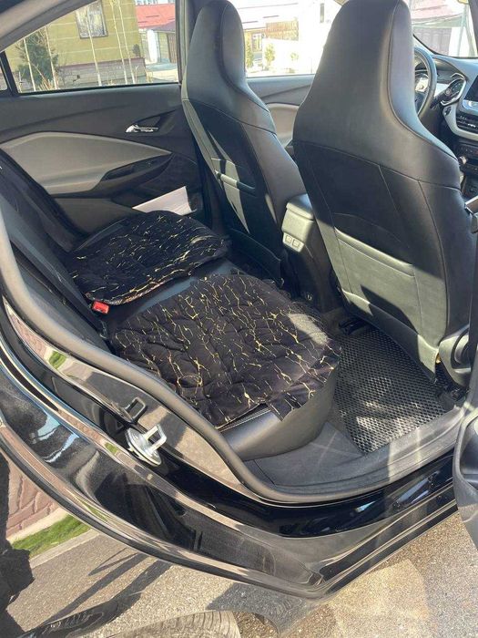 Chevrolet Onix Premier 6 plus сотилади