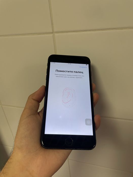 Продам Айфон 7+ Идеал
