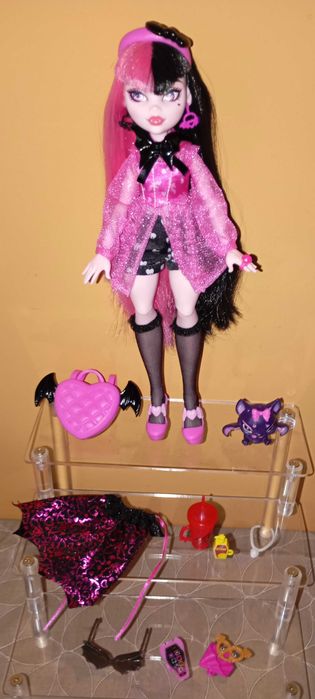 Кукла Monster High. Draculaura.