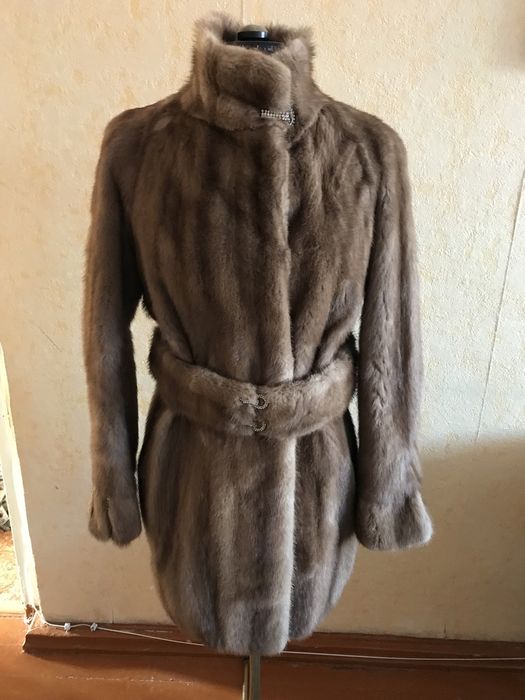 Продам шубу женскую норковую