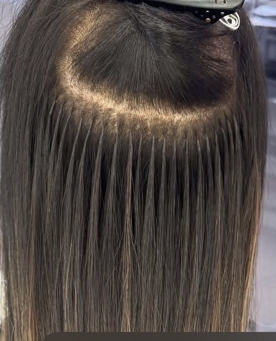 Aplic  si fac reintretinere extensii  din par natural