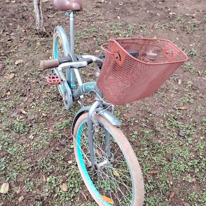 Bicicletă B'TWIN fetiță