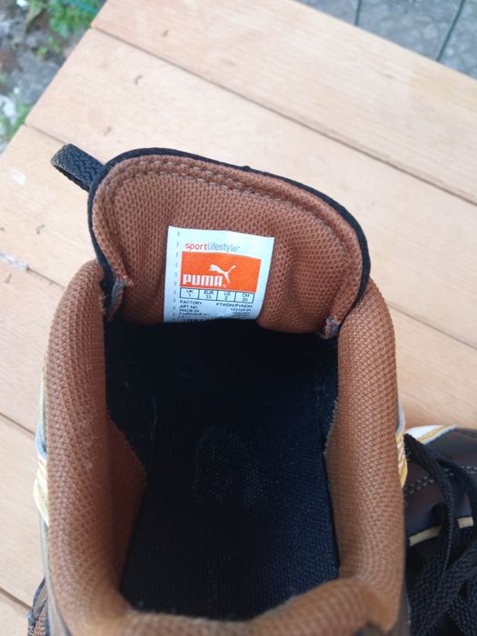 Детски футболни бутонки...