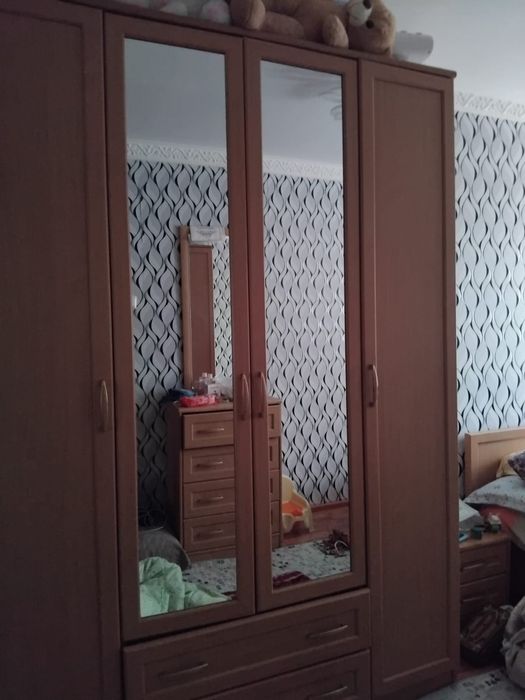 Продаются мебель шкаф50000