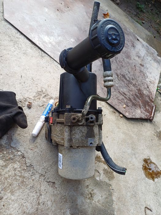 Pompa servo citroen c4,1.6 hdi