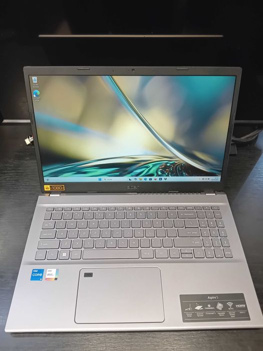 Hope Amanet P7/Laptop Acer Aspire 5