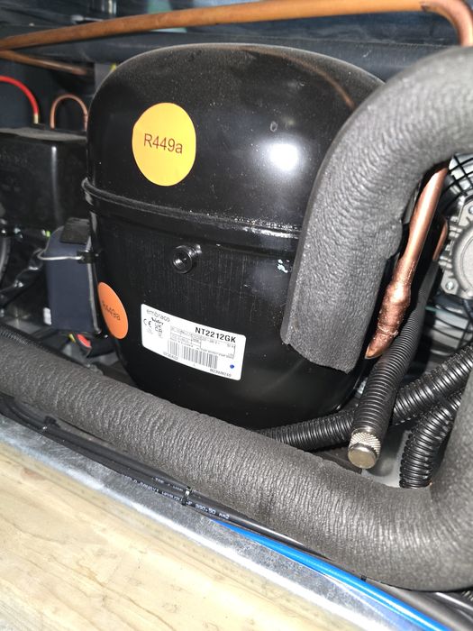 Vitrina frigo premium noua si sh