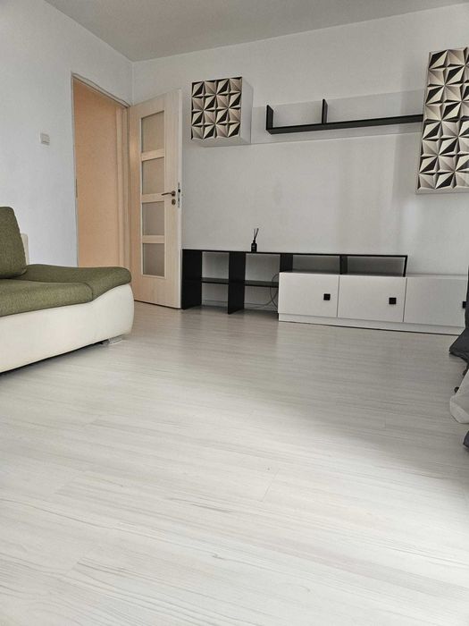 Proprietar inchiriez apartament cu 1 camere decomandat Timisoara