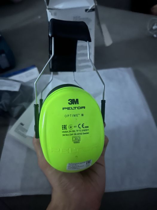 Защитные наушник 3M PELTOR Optime III