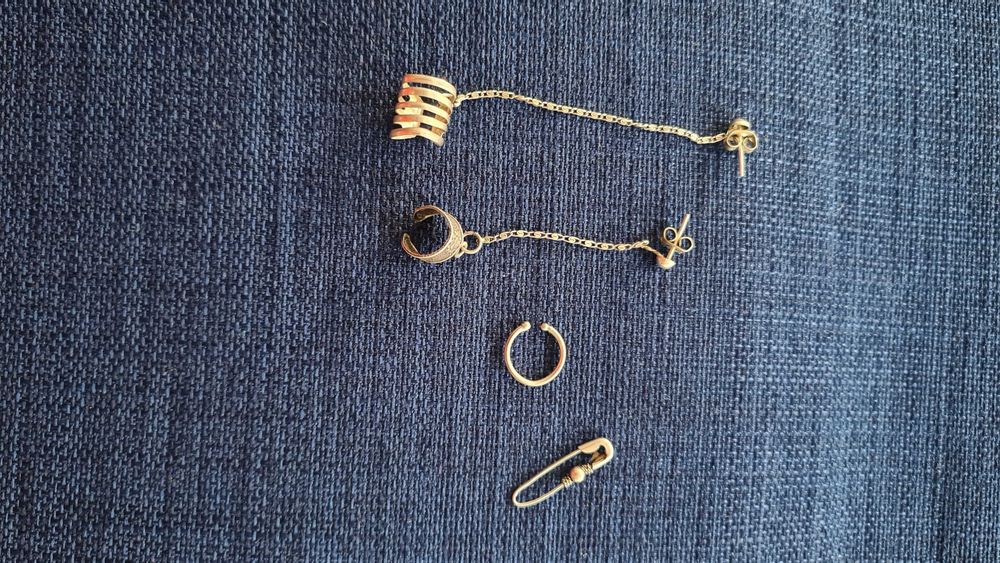 Сребърни пръстени, висулки, синджирчета, гривни и обеци