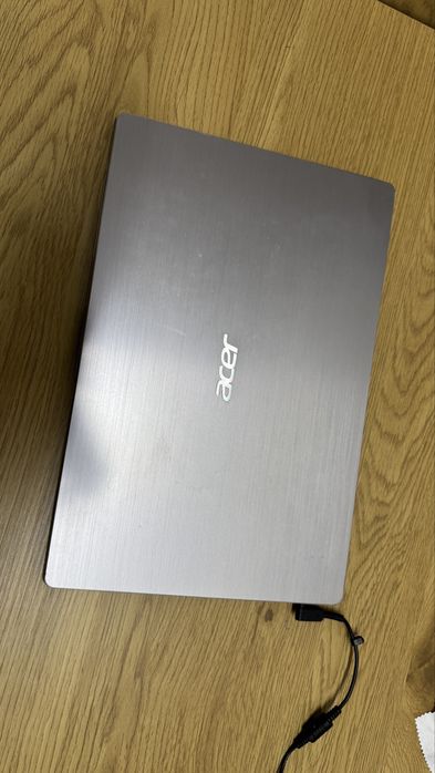 Лаптоп Acer Swift 3 i5 / 8GB RAM / 480GB SSD / Оригинален Windows 10