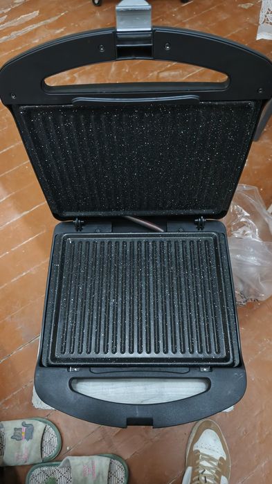 Электрический тостер-гриль SINBO серии SSM-2550