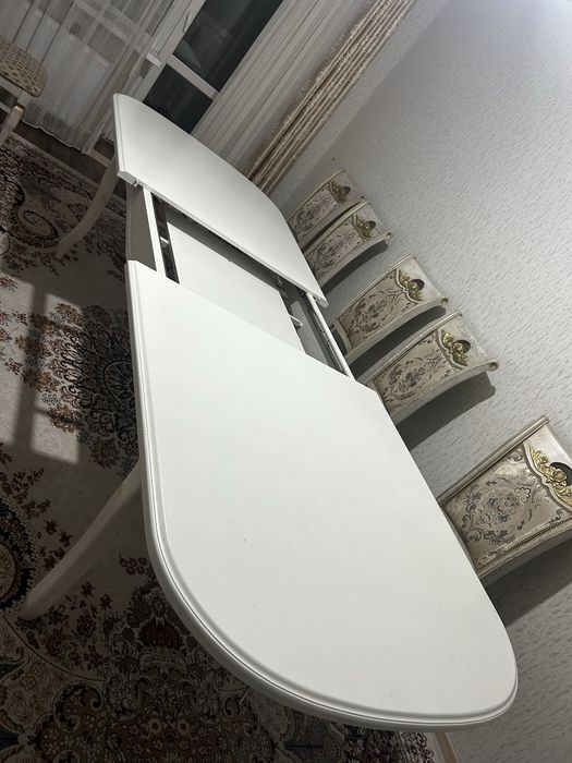 Продам не дорого стол со стульями