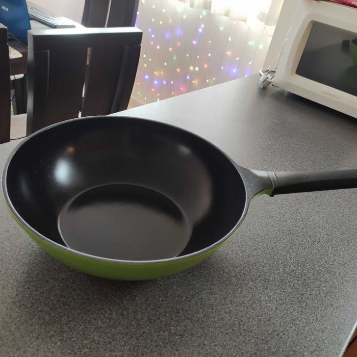 Голям дълбок тиган Ozeri с незалепващо керамично покритие