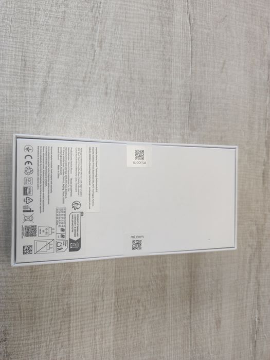 НОВ Xiaomi 15 512GB 12GB Green / White 2г. Гаранция!