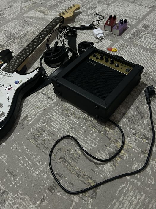 Электрогитара полный комплект