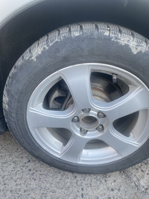 прлдам резину на 16 зимни