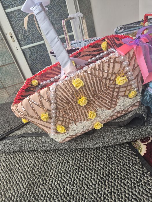 Coș de CADOU  din catifea și paiete diverse modele