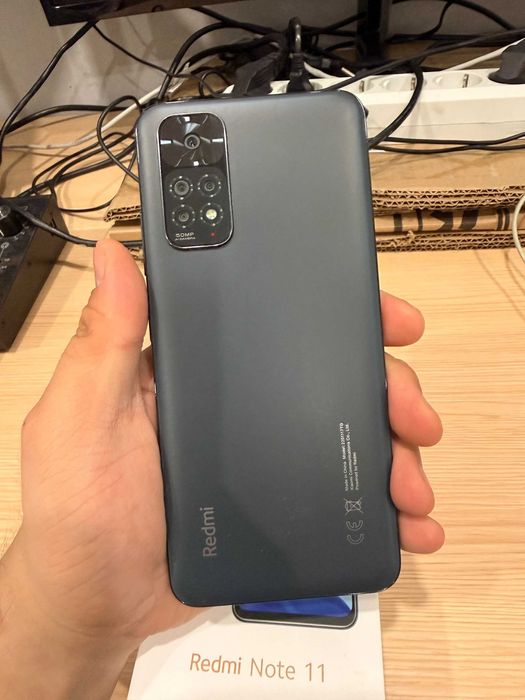 Продам Redmi Note 11 (64 GB)