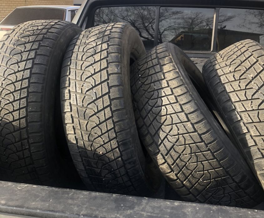 Продам шины зимние