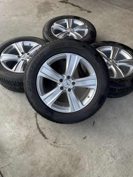 Roti / Jante Mercedes 5x112 R18 235/60R18 Pirelli M+S