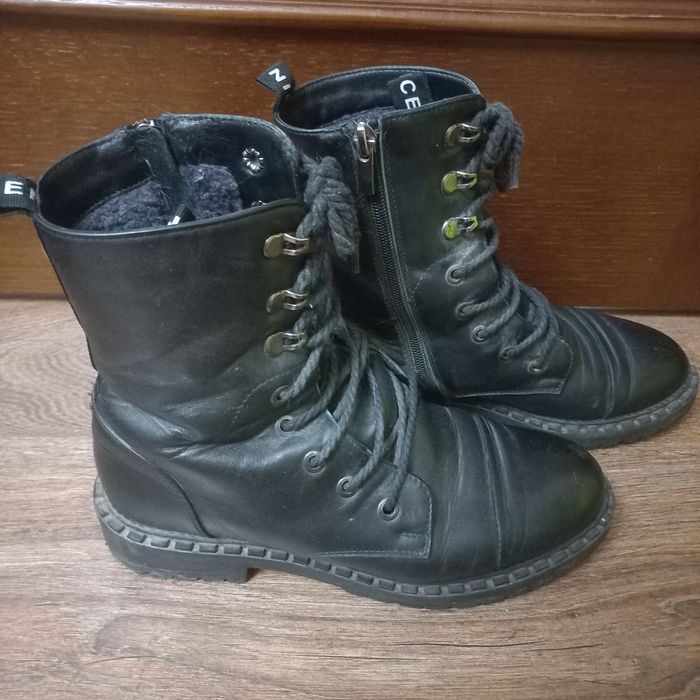 Отдам бесплатно обувь