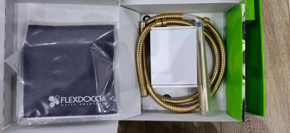 Flexdoccia Сет за баня (стоящ смесител, пита + смесител, слушалка)