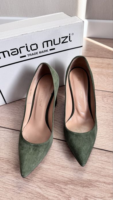 Женские замшевые туфли