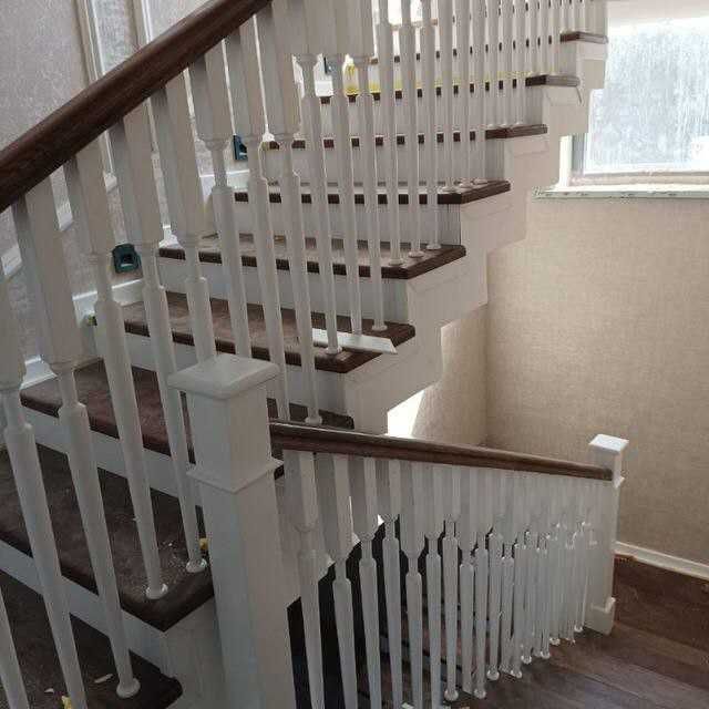 Ёғоч зина мдф ёнғоқ сасна зиналар қиламиз ўрнатиш бўяш таъмирлаш бор