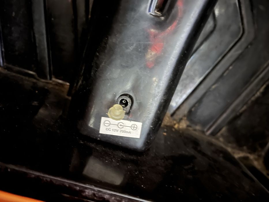 Детска електрическа количка