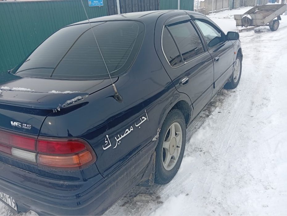 Продам машину ниссан