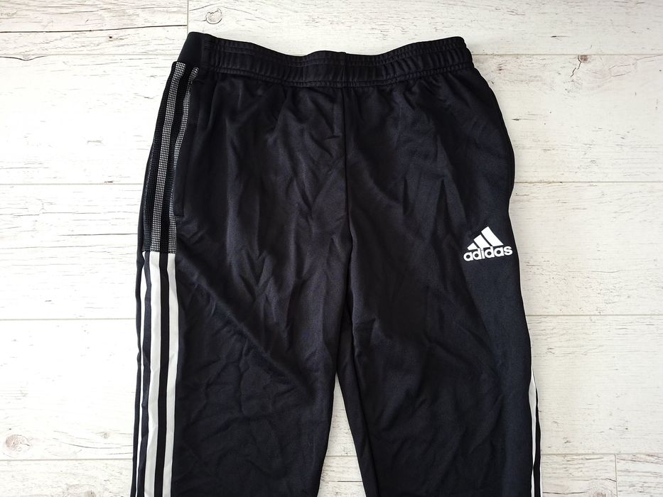 Adidas-Ориг. Долнище Ново!