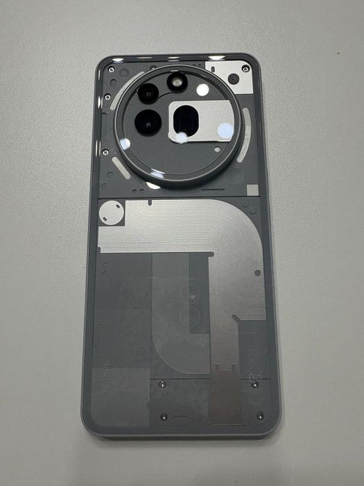 Vând Nothing phone 3a Pro