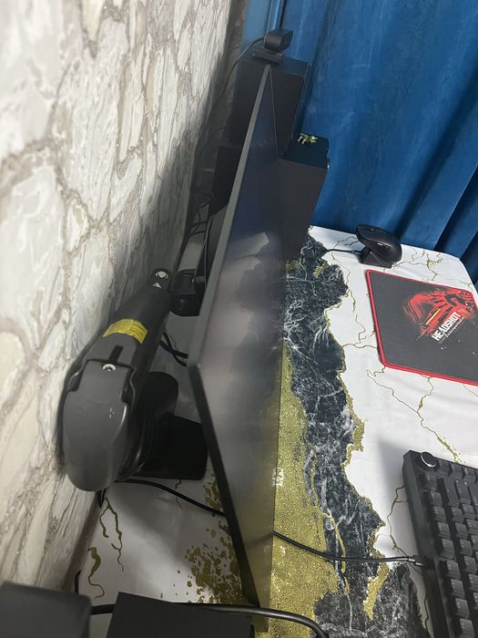 Монитор Samsung Odyssey OLED G5 27