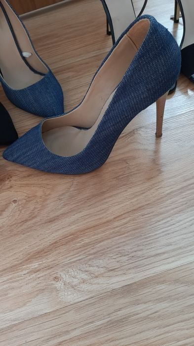 Продам туфли женские