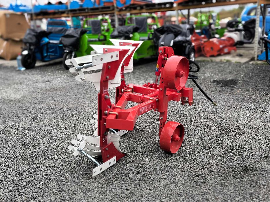 Plug agricol reversibil hidraulic cu 2 trupite nou Agramix