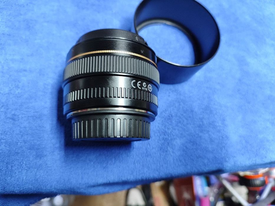 Объектив canon 50mm 1.4