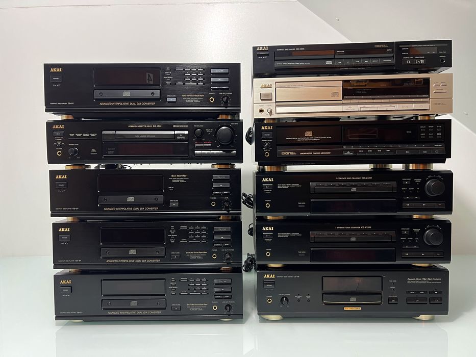 Radiouri/Tunere Akai AT-93, Akai AT-57, Akai AT-1200, Akai AT-A301