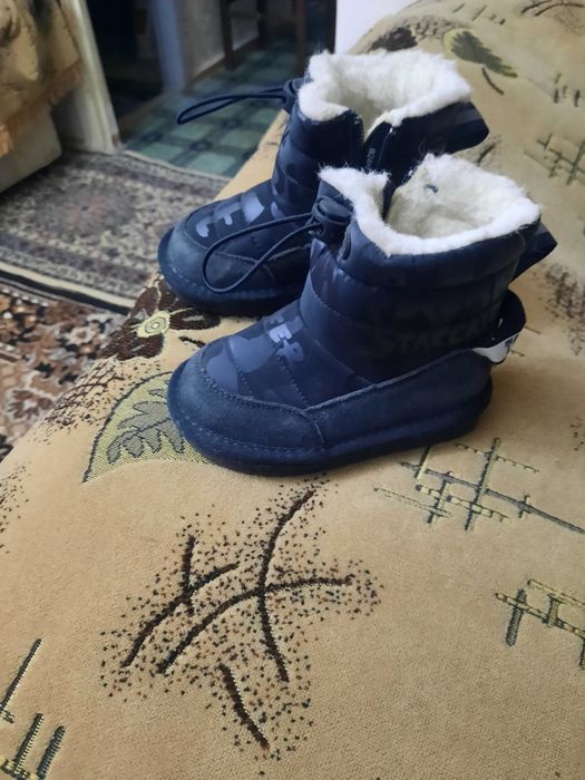 Продаются детские сапожки